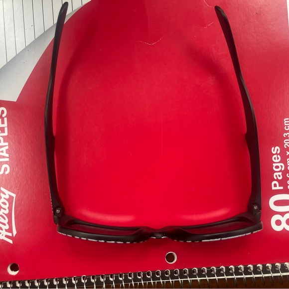 Gap sunglasses 3-8 - Picture 7 of 9